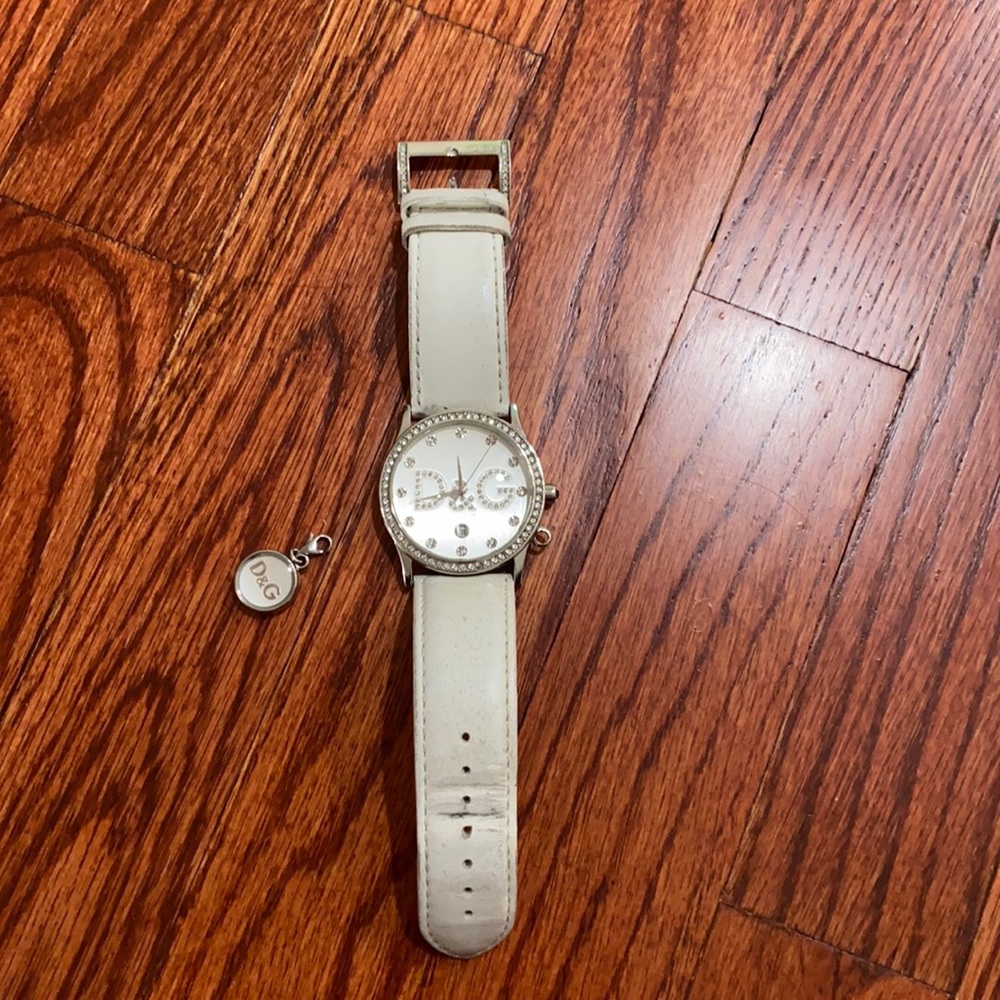 D&G watch with Swarovski Crystals